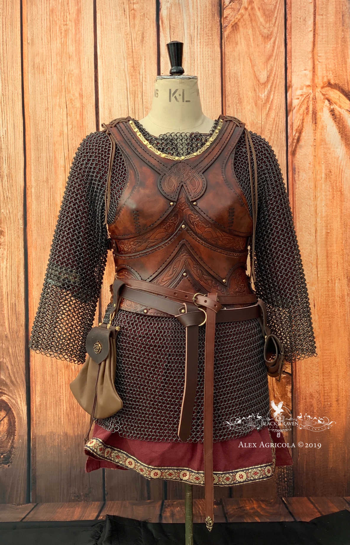 Freya Armour Large